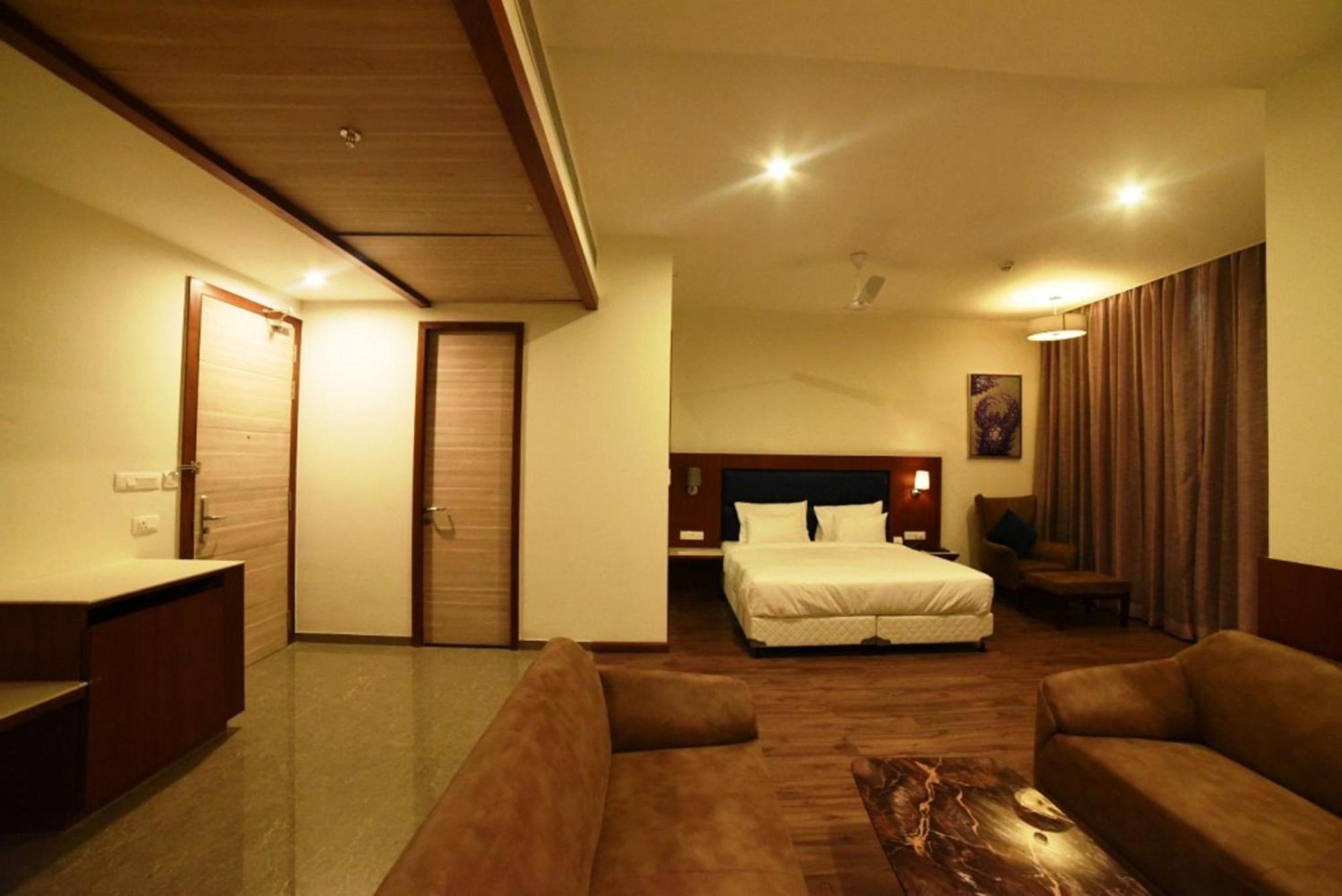 Ariena - The Boutique Hotel Raipur  Exterior photo